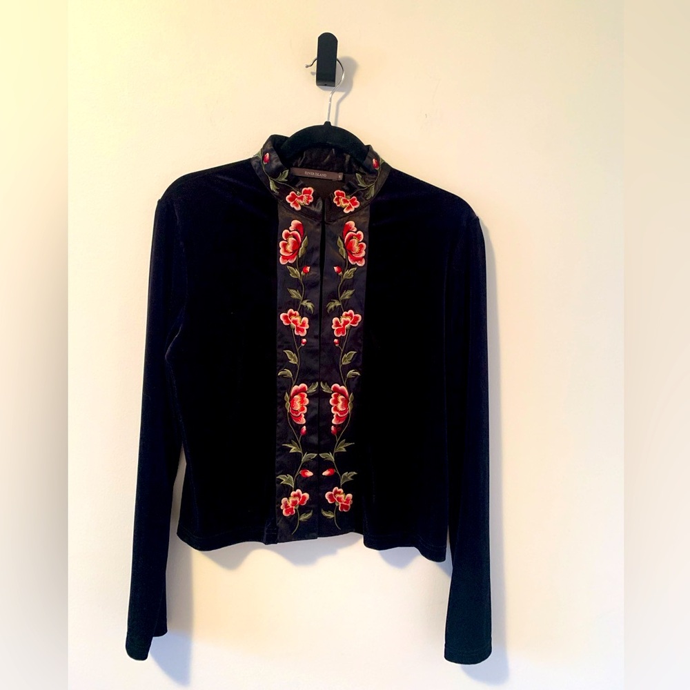 River Island Women’s Kimono Style Black Velvet Jacket Floral Embroidery Size M